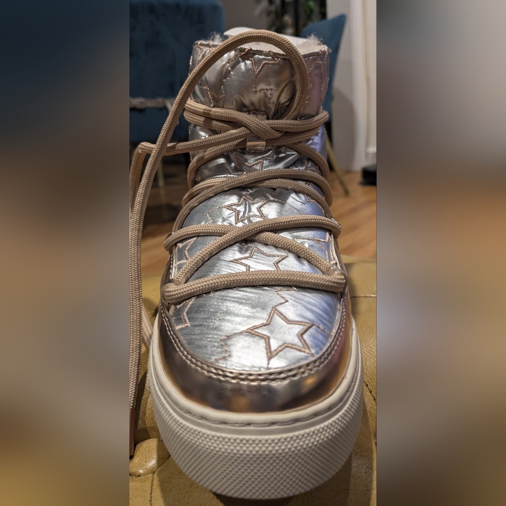 Inuikii boots
